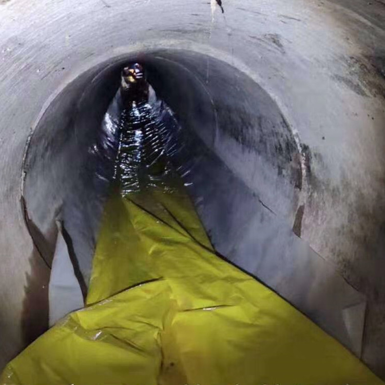 玛多管道光固化修复