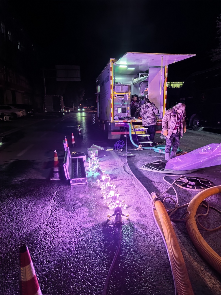 玛多管道非开挖修复