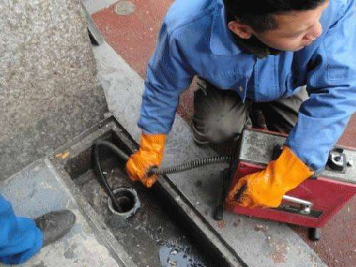 玛多疏通下水道